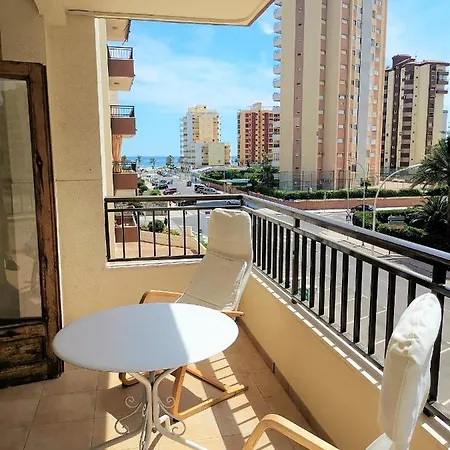 Apartamento Edificio Geminis - Playa De - Solo Familias Gandía